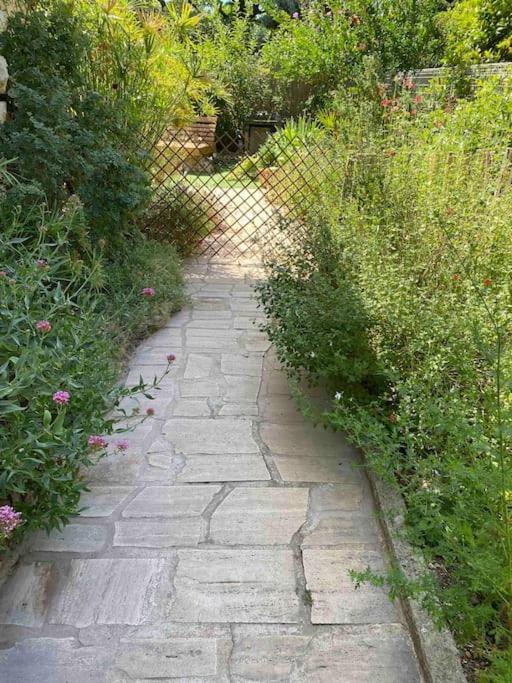 Une Pause Au Paradis Sorgues Zewnętrze zdjęcie